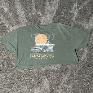 Green Social Culture Large Cropped Shirt